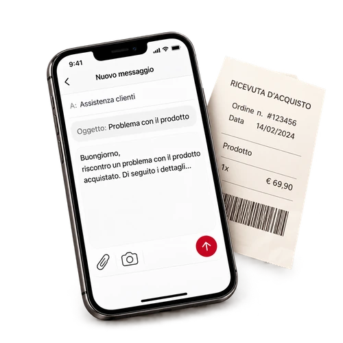 Smartphone con messaggio all’assistenza e ricevuta d’acquisto